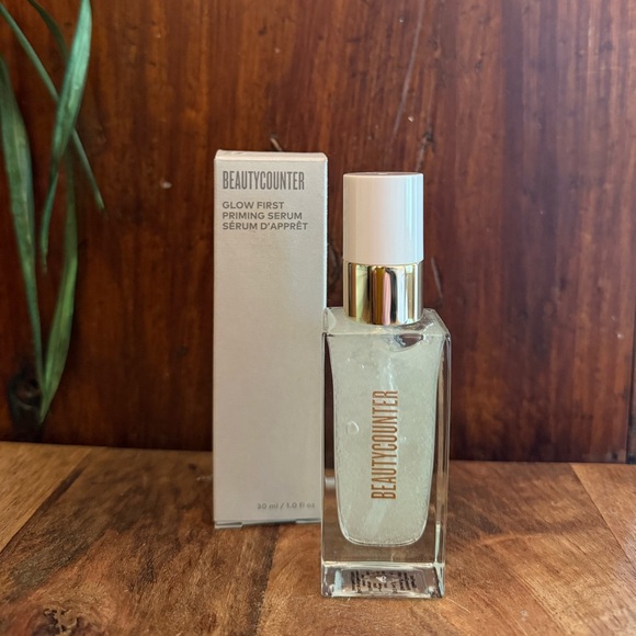 Beautycounter Glow First Priming Serum - 1oz - Picture 1 of 4